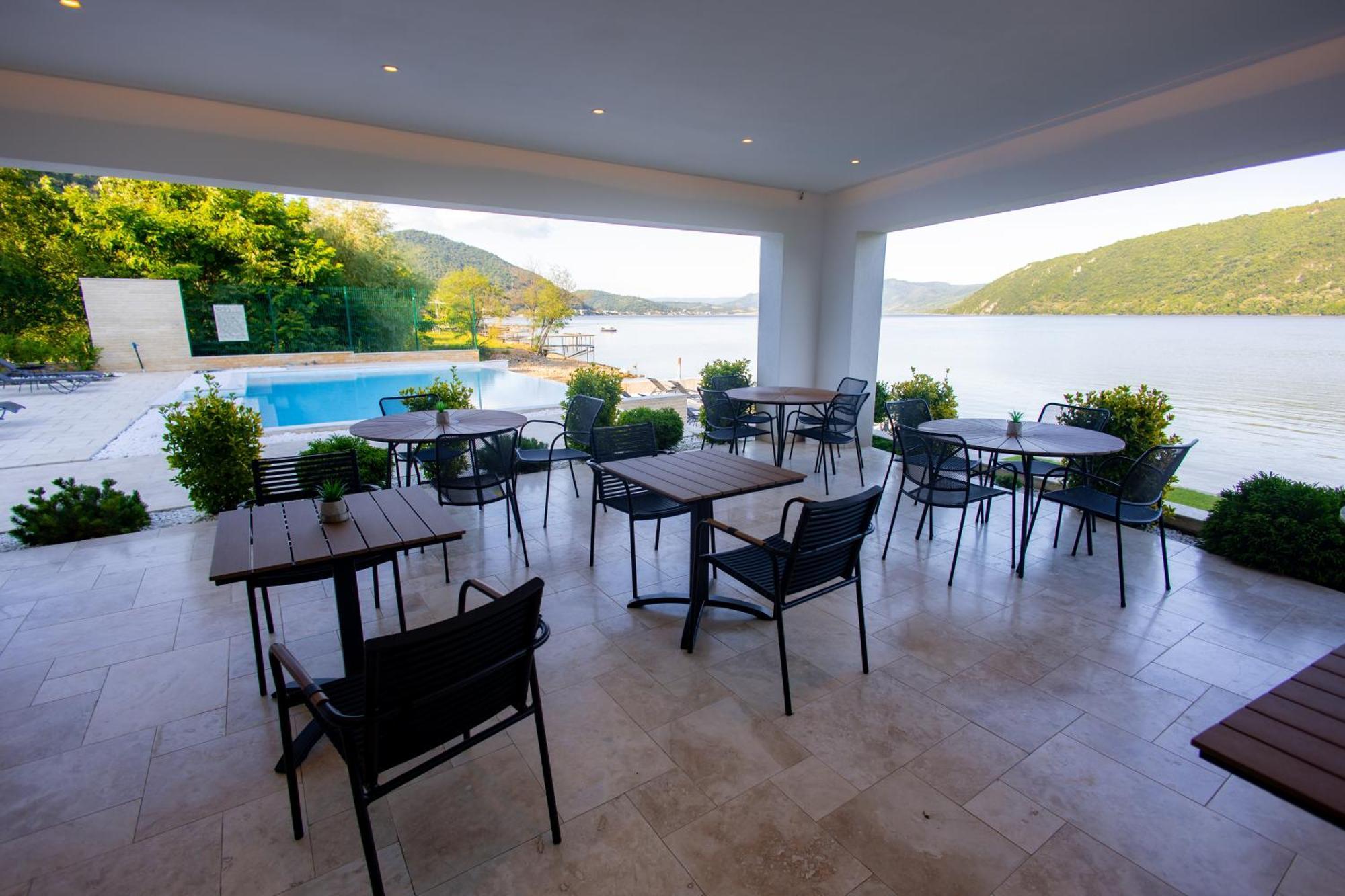 Yrys House - Adults Only Otel Ieşelniţa Dış mekan fotoğraf